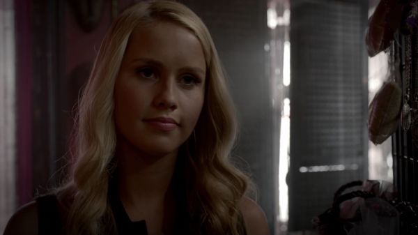 Claire-Holt-as-Rebekah-Mikaelson-in-The-Originals-s01e03-0043.jpg