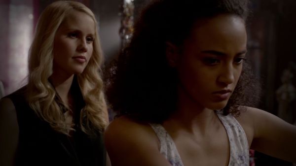 Claire-Holt-as-Rebekah-Mikaelson-in-The-Originals-s01e03-0049.jpg