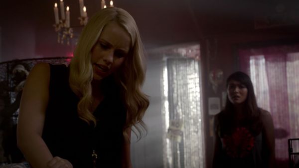 Claire-Holt-as-Rebekah-Mikaelson-in-The-Originals-s01e03-0053.jpg