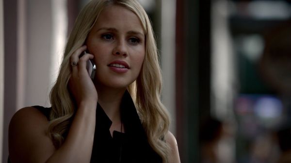 Claire-Holt-as-Rebekah-Mikaelson-in-The-Originals-s01e03-0074.jpg