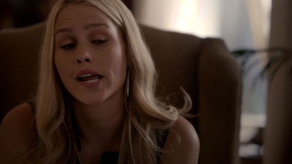Claire-Holt-as-Rebekah-Mikaelson-in-The-Originals-s01e03-0101.jpg