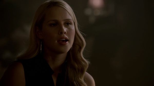 Click to view full size image
==============
Claire-Holt-as-Rebekah-Mikaelson-in-The-Originals-s01e03-0113.jpg Claire-Holt-as-Rebekah-Mikaelson-in-The-Originals-s01e03-0113.jpg