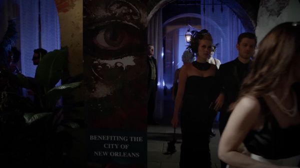 Claire-Holt-as-Rebekah-Mikaelson-in-The-Originals-s01e03-0147.jpg