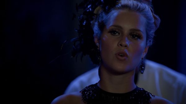 Claire-Holt-as-Rebekah-Mikaelson-in-The-Originals-s01e03-0197.jpg