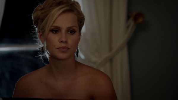 Click to view full size image
==============
Claire-Holt-as-Rebekah-Mikaelson-in-The-Originals-s01e03-0232.jpg Claire-Holt-as-Rebekah-Mikaelson-in-The-Originals-s01e03-0232.jpg