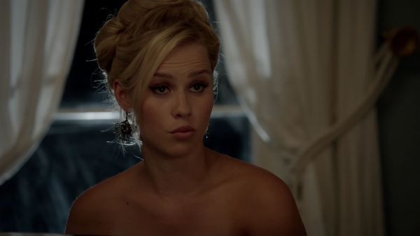 Click to view full size image
==============
Claire-Holt-as-Rebekah-Mikaelson-in-The-Originals-s01e03-0235.jpg Claire-Holt-as-Rebekah-Mikaelson-in-The-Originals-s01e03-0235.jpg