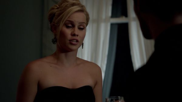 Claire-Holt-as-Rebekah-Mikaelson-in-The-Originals-s01e03-0244.jpg