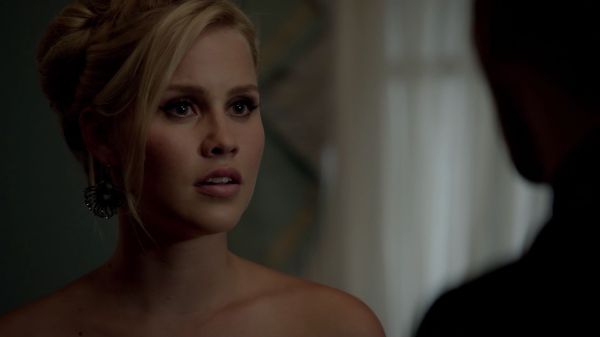 Click to view full size image
==============
Claire-Holt-as-Rebekah-Mikaelson-in-The-Originals-s01e03-0258.jpg Claire-Holt-as-Rebekah-Mikaelson-in-The-Originals-s01e03-0258.jpg
