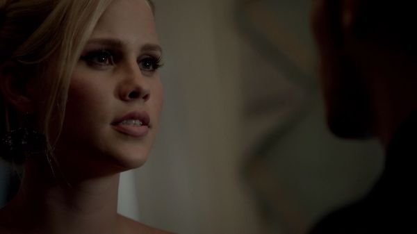 Claire-Holt-as-Rebekah-Mikaelson-in-The-Originals-s01e03-0266.jpg