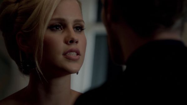 Claire-Holt-as-Rebekah-Mikaelson-in-The-Originals-s01e03-0272.jpg