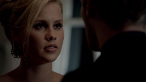 Claire-Holt-as-Rebekah-Mikaelson-in-The-Originals-s01e03-0274.jpg