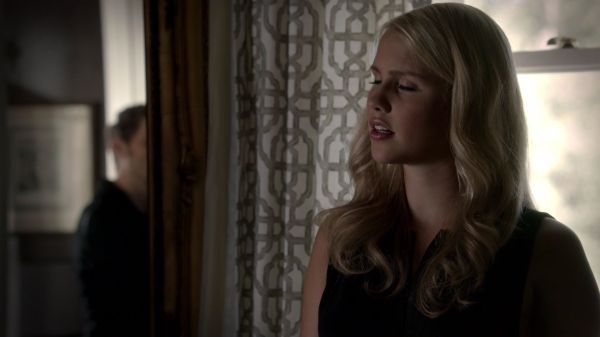 Claire-Holt-as-Rebekah-Mikaelson-in-The-Originals-s01e03-0299.jpg