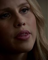 Claire-Holt-as-Rebekah-Mikaelson-in-The-Originals-s01e01-0049.jpg