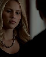 Claire-Holt-as-Rebekah-Mikaelson-in-The-Originals-s01e01-0054.jpg