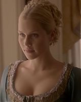 Claire-Holt-as-Rebekah-Mikaelson-in-The-Originals-s01e01-0065.jpg