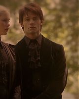 Claire-Holt-as-Rebekah-Mikaelson-in-The-Originals-s01e01-0230.jpg