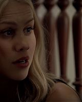 Claire-Holt-as-Rebekah-Mikaelson-in-The-Originals-s01e01-0377.jpg
