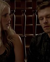 Claire-Holt-as-Rebekah-Mikaelson-in-The-Originals-s01e01-0388.jpg