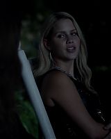 Claire-Holt-as-Rebekah-Mikaelson-in-The-Originals-s01e01-0405.jpg