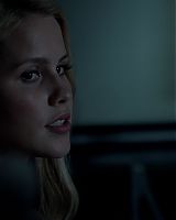 Claire-Holt-as-Rebekah-Mikaelson-in-The-Originals-s01e01-0417.jpg